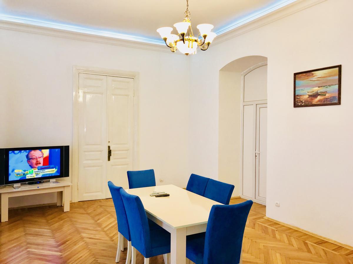 באקו Check-In Apartment Near Fountain Square Vidadi Str מראה חיצוני תמונה