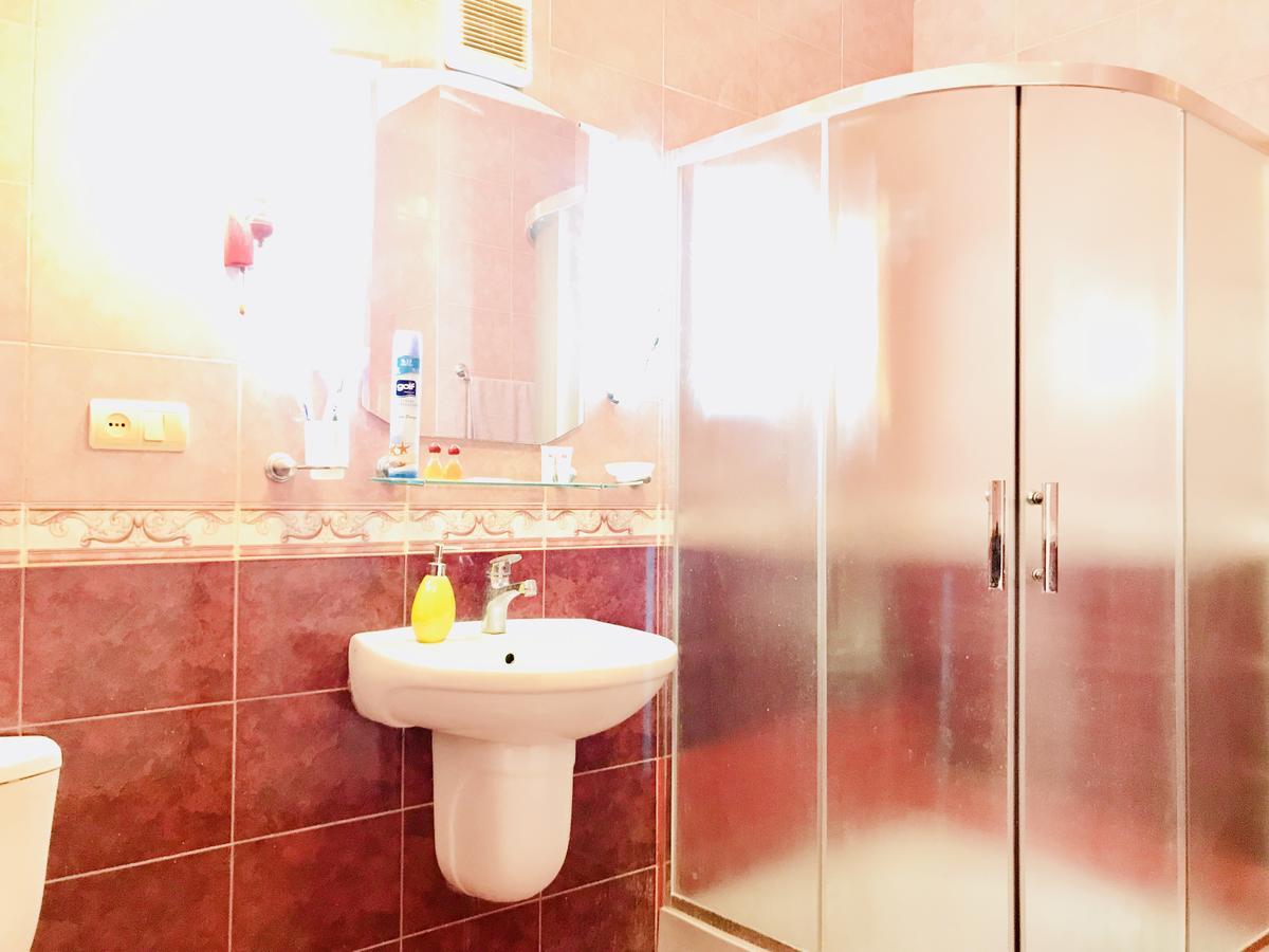 באקו Check-In Apartment Near Fountain Square Vidadi Str מראה חיצוני תמונה